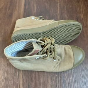 Bangs Canvas High Top Sneakers